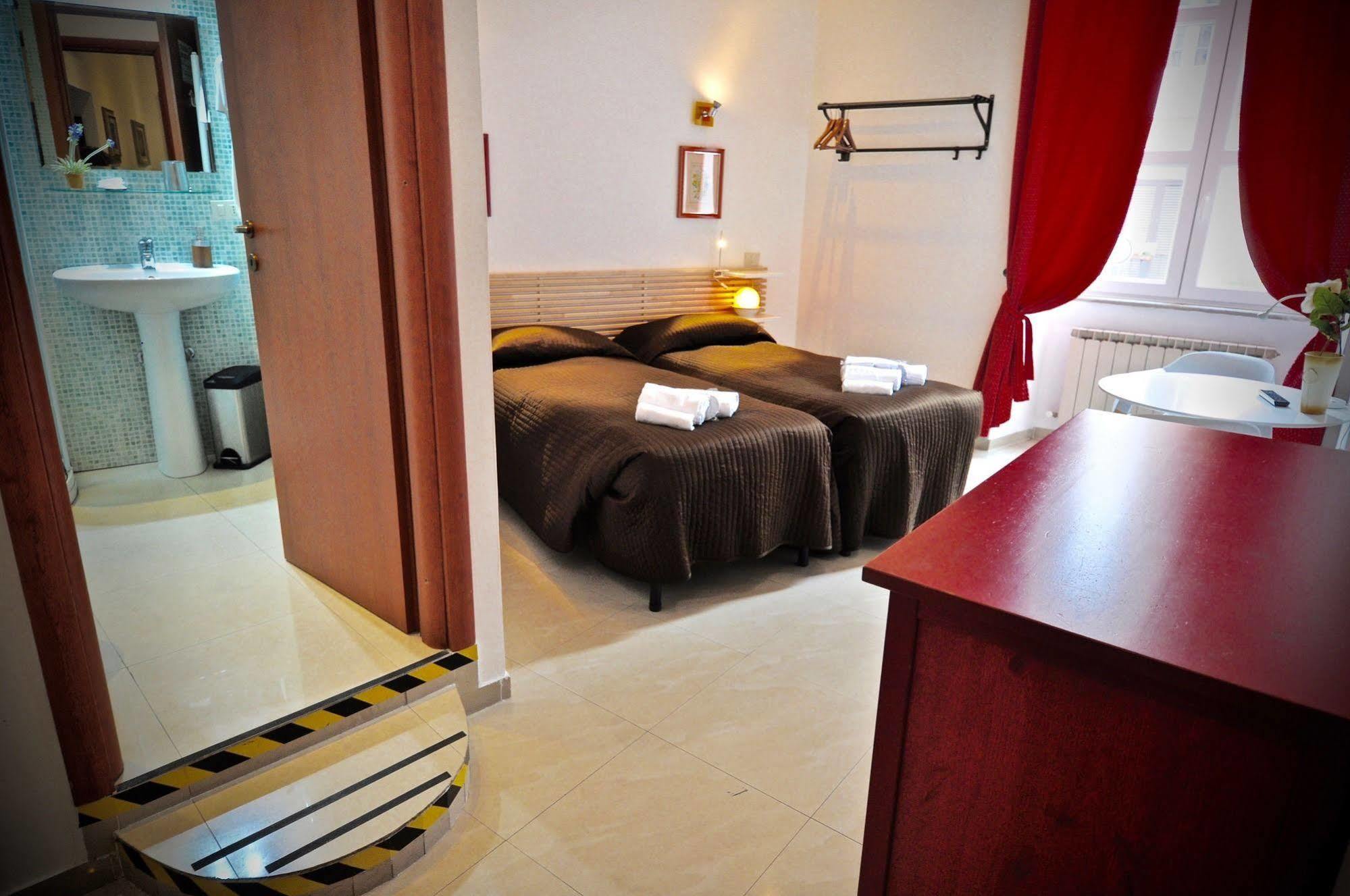 Babuino 127 Rooms Roma Ngoại thất bức ảnh